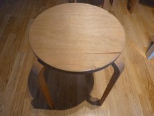 Sgabello impilabile IKEA in