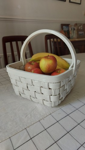Grande bellissimo cesto frutta