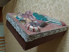 Scatola rossa in cartone vintage per regalo o portaoggetti