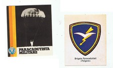 2 ADESIVI: BRIGATA FOLGORE + PARACADUTISTA MILITARE  - Dim: 7 cm x 8 cm