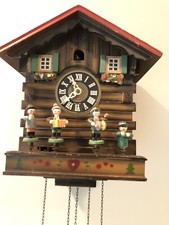 Antico orologio a cucù