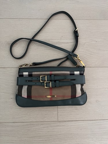 Burberry house check peyton - house,