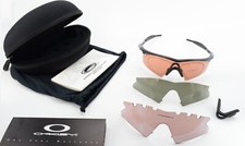 Occhiali da sole Oakley M