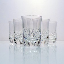 Gruppo di 6 bicchierini da