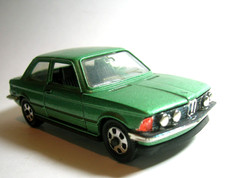 BMW 320 Mebetoys scala 1/43 Mattel A-103 vintage serie 3
