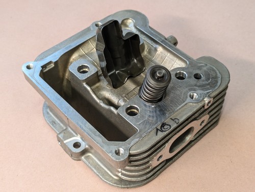 Testata 436430 con valvole