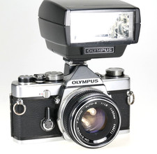 Olympus OM-1 con F.Zuiko 1,8/50 mm #1427741 + T32