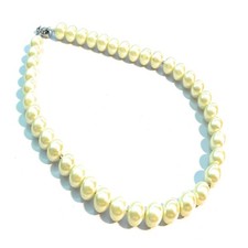 Collana perle bianche da donna