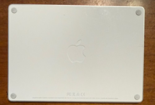 Apple magic trackpad - apple,