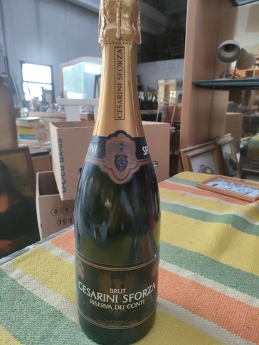 Bottiglia brut cesarini - bottiglia,