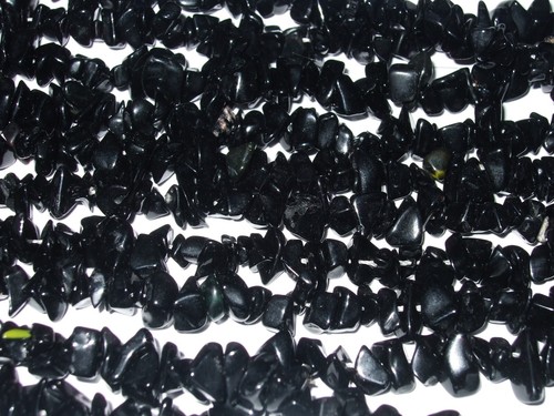 Pietre dure forate filo - filo,