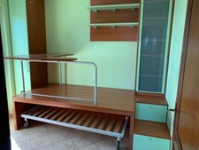 Cameretta per bambini a soppalco