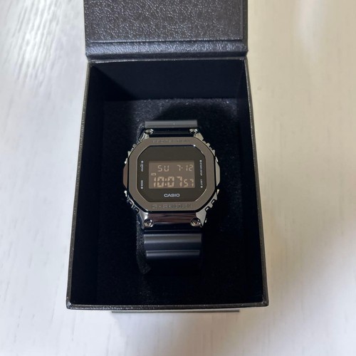 Shock 5600ub 1jf - g-shock, gm-5600ub-1jf