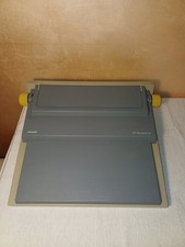 Macchina da scrivere Olivetti