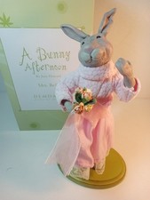 Demdaco ~ Jane Howard ~ Mrs