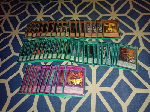 Mazzo monarca - yu-gi-oh,