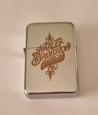 ACCENDINO CROMATO LUCIDO METALLO  SIMIL ZIPPO  CON INCISIONE LASER HARLEY D