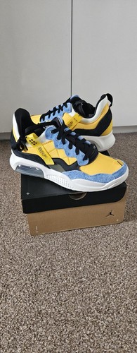 Jordan ma2 university gold - university,