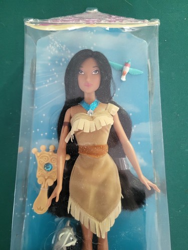 Bambola pocahontas 2010 - bambola,