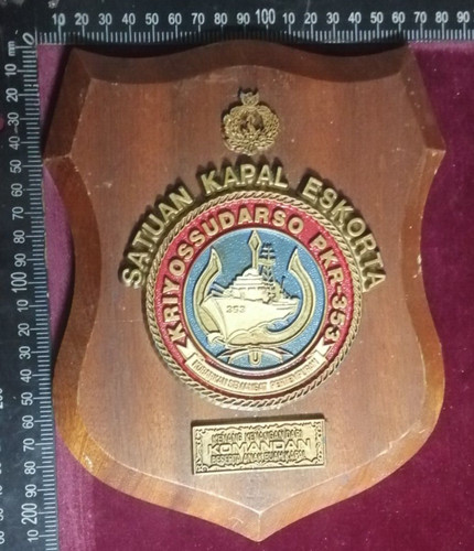 Crest marina indonesiana kri - indonesiana,
