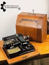 COLLECTIBLE INDEX TYPEWRITER