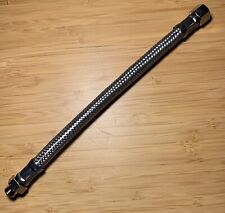 Tubo flessibile intrecciato in