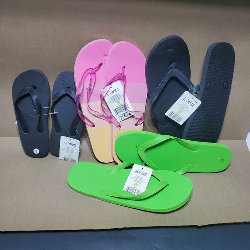 Pair flip flops sandals - ,
