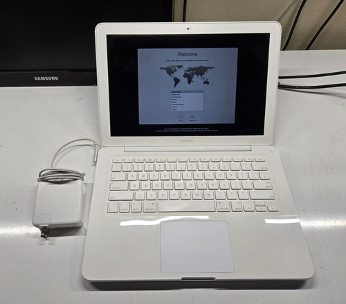 Apple macbook 2009 - apple,