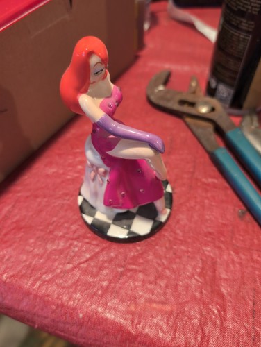 Statuina jessica coniglio - jessica,