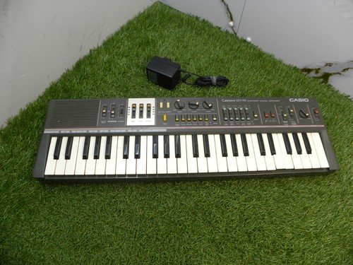 Casio casiotone 1983 - casio, mt-68