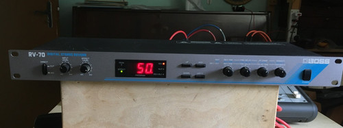 Boss digital stereo - rv-70,