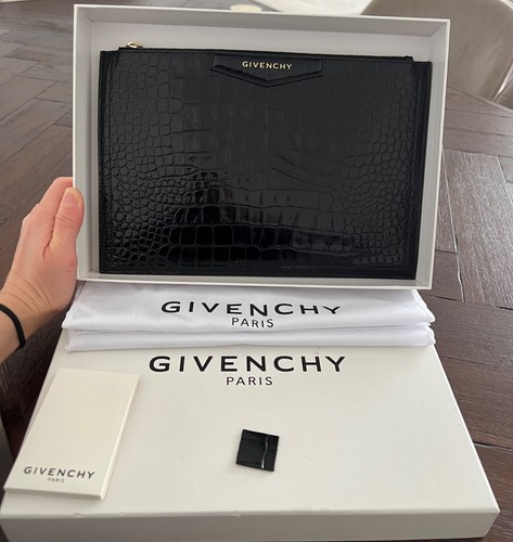 Givenchy antigona pouch - givenchy,