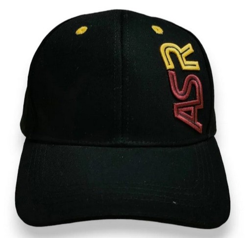 Cappello con visiera scritta - e,