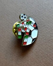 ITALIA '90 CALCIO - PIN DISTINTIVO DA GIACCA-metallo smaltato-ottime condizioni