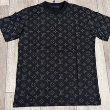 T-shirt Louis Vuitton LV