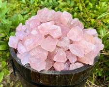Cristalli di quarzo rosa