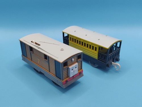 Trackmaster toby henrietta - trackmaster, &