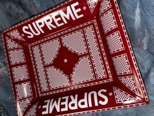 Posacenere Supreme in ceramica