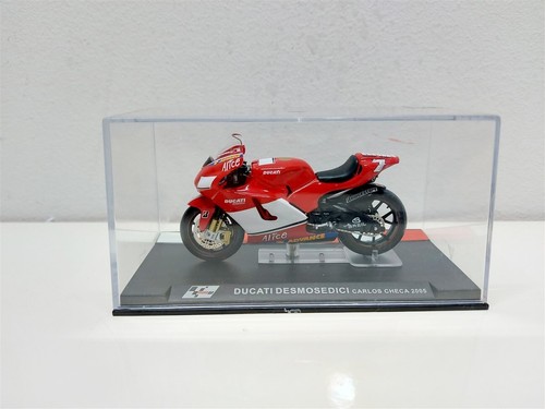 Ducati desmosedici checa - #7,