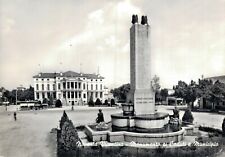 Vicenza Noventa Vicentina Monumento ai caduti e municipio 