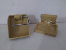 Arredo Bagno Carrara e Matta - Portasapone e portarotolo Europa verde senape