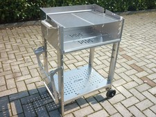 BARBECUE A LEGNA E CARBONELLA