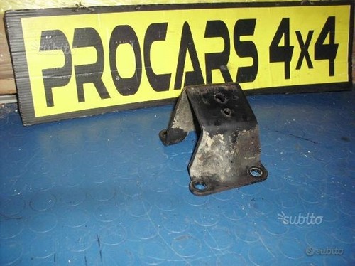 Staffa supporto motore suzuki