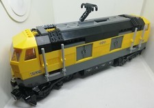 LEGO City Treno Merci 7939 Locomotiva gialla con Power Functions e Minifig