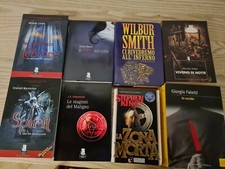 Stock di 8 libri come nuovi 