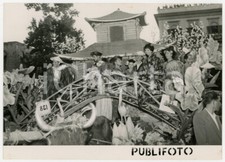 1953 PALERMO Festival del fiore - Sfilata dei carri allegorici (2) *Foto 18x13