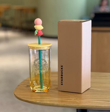 Nuova tazza di paglia di vetro