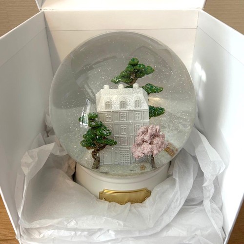Dior snow globe - globe, vip