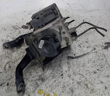 D6Y1437A0D Aggregato ABS  MAZDA Mazda 2 2a Serie 1.3 16V (62Kw) Ber 5p/b/1349cc