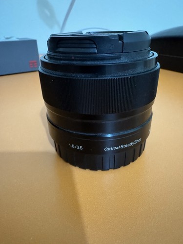 Sony 35mm 8 - f/1.8, –